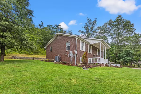 Berea, KY 40403,189 Mallory Springs Road