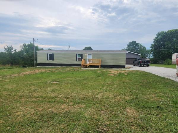 165 Bobbi Drive, Bronston, KY 42518