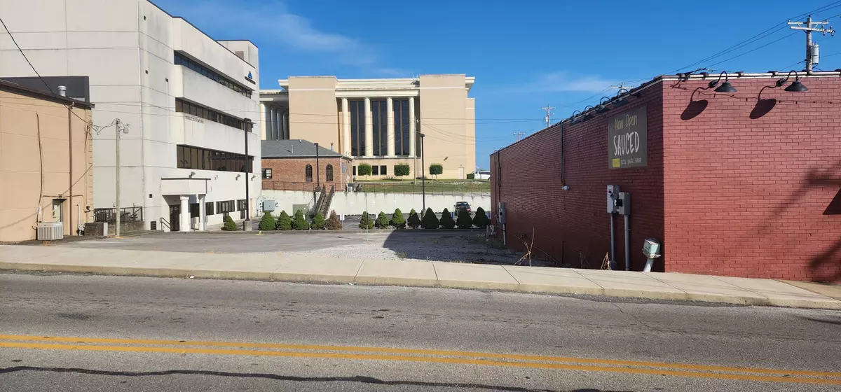 London, KY 40744,110 W Fourth Street