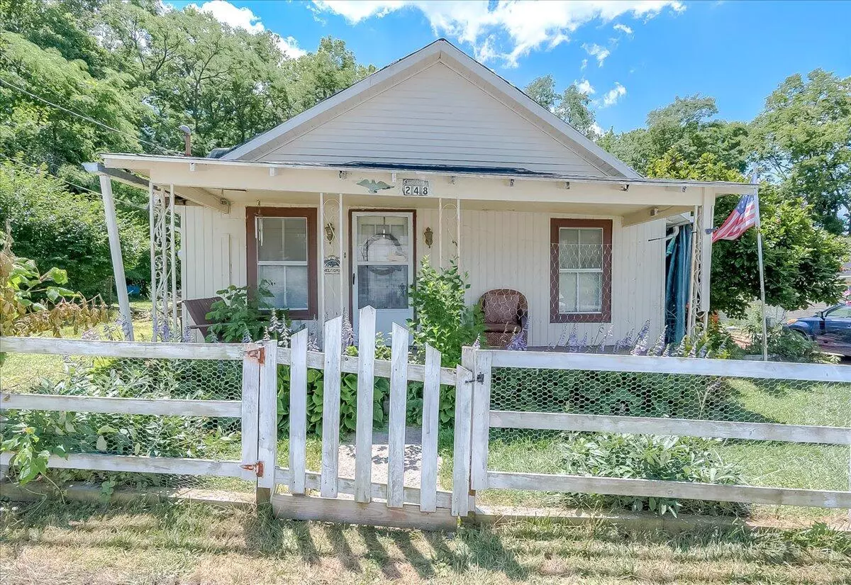 Winchester, KY 40391,248 Cook Avenue