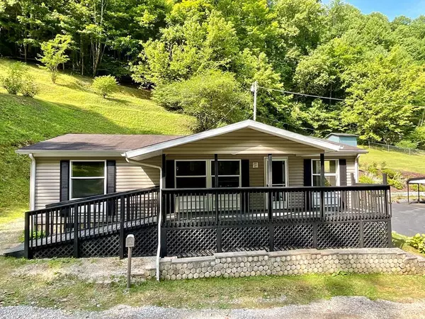 178 Bill King Hollow, Pikeville, KY 41501