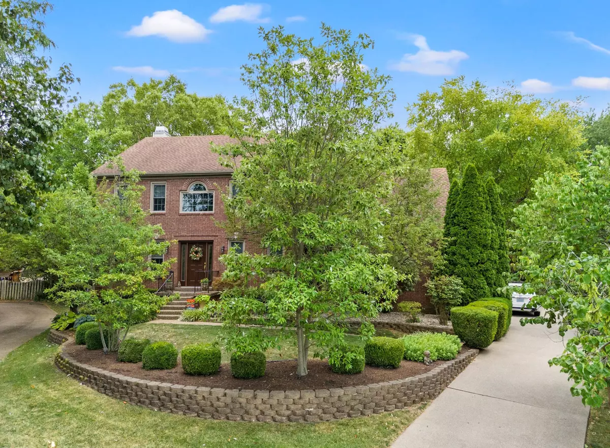 Lexington, KY 40513,4004 Chinaberry Court