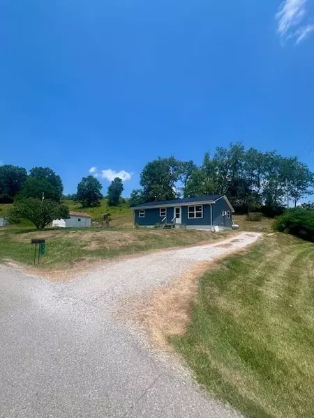 50 West Maytown Road, Ezel, KY 41425