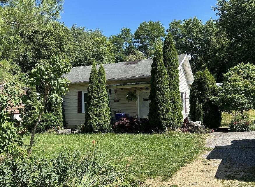 206 Helm Street, Stanford, KY 40484