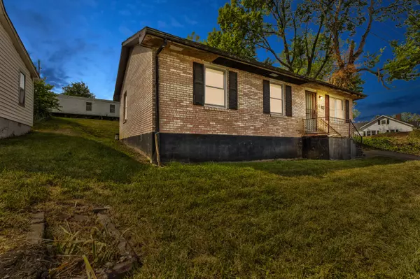 Mt Sterling, KY 40353,4 Douglas Street