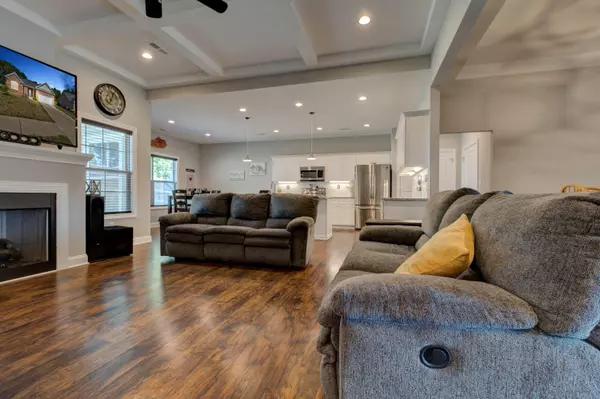 176 Fallow Circle Georgetown, KY 40324