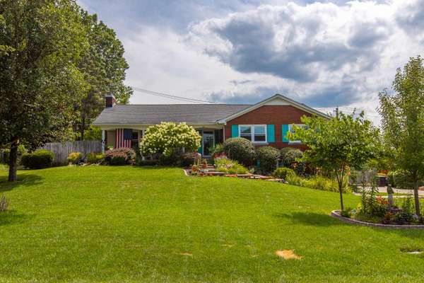 42 Mockingbird Valley Road, Winchester, KY 40391