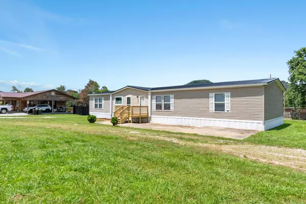 Stanton, KY 40380,5830 Campton Road