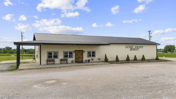 1824 Mt. Carmel Road, Flemingsburg, KY 41041