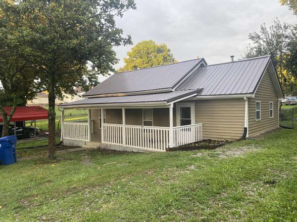 100 Dallas Alley, Winchester, KY 40391