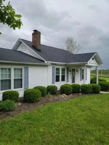 1144 Keene S Elkhorn Road, Nicholasville, KY 40356