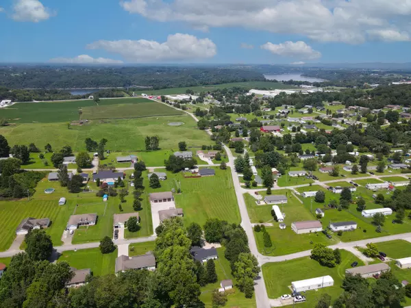 Bronston, KY 42518,650 Forest Ridge Circle
