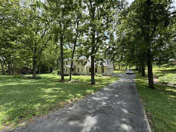 1068 Argyll Drive, Danville, KY 40422