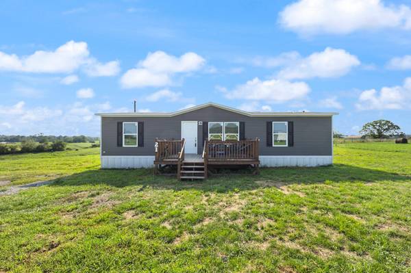 21 Squirrel Path, East Bernstadt, KY 40729