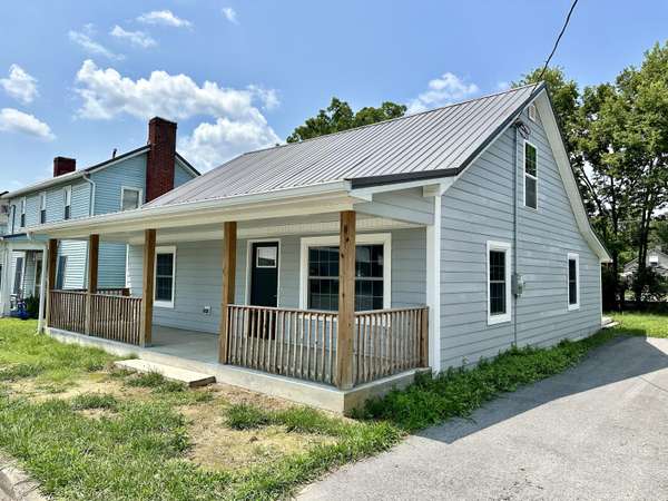 228 Fort Street, Harrodsburg, KY 40330