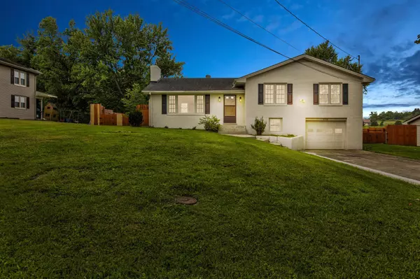 Mt Sterling, KY 40353,3708 Camargo Heights