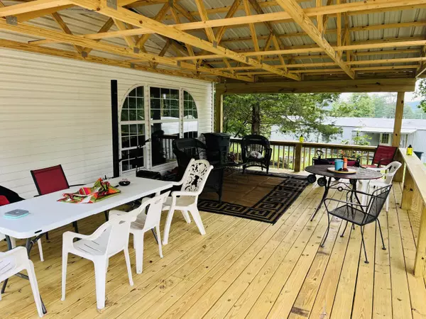 Monticello, KY 42633,46 Hall Street