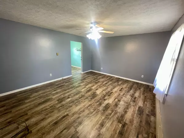Frankfort, KY 40601,106 Edgewood Drive