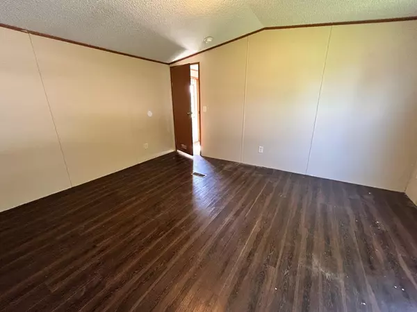 Nancy, KY 42544,90 Mangold Drive