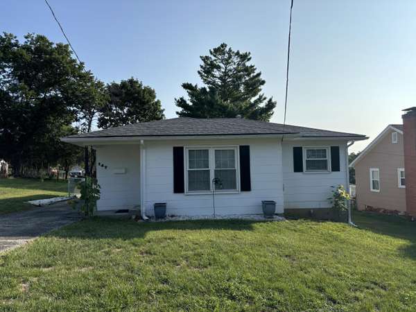 147 Rolling Acres Drive, Frankfort, KY 40601