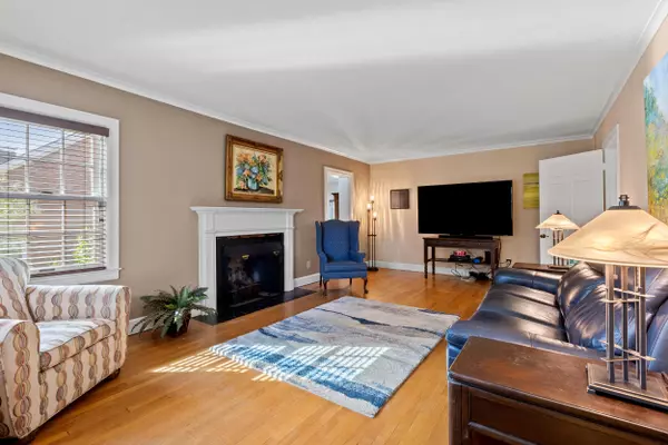 Lexington, KY 40511,1550 Meadowthorpe Avenue