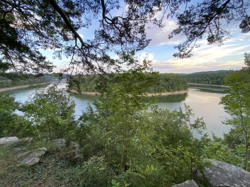 167 S Riverwood Road, Bronston, KY 42518