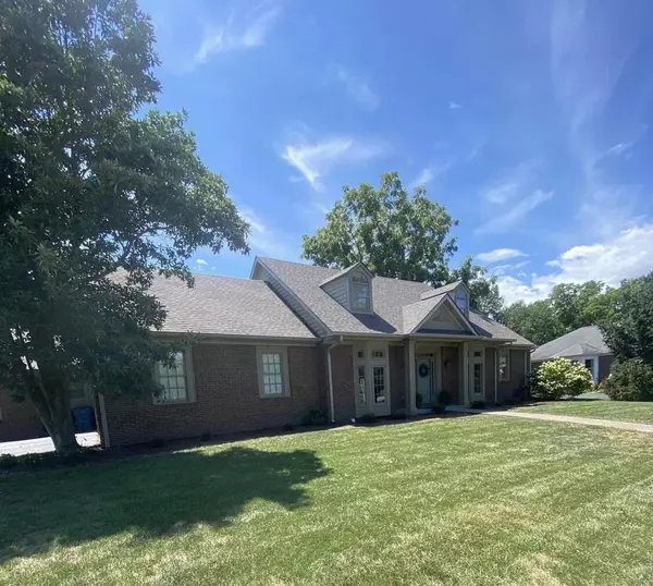 Danville, KY 40422,676 Seminole Trail