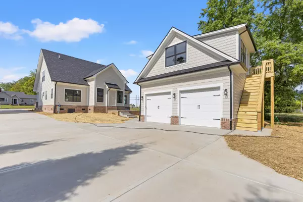 Lexington, KY 40509,792 Caden Lane