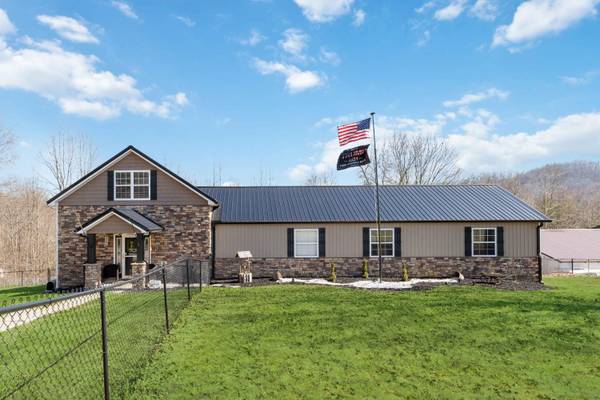 230 Stephen Trace Road, Barbourville, KY 40906