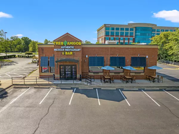 Louisville, KY 40223,9921 Ormsby Station Road