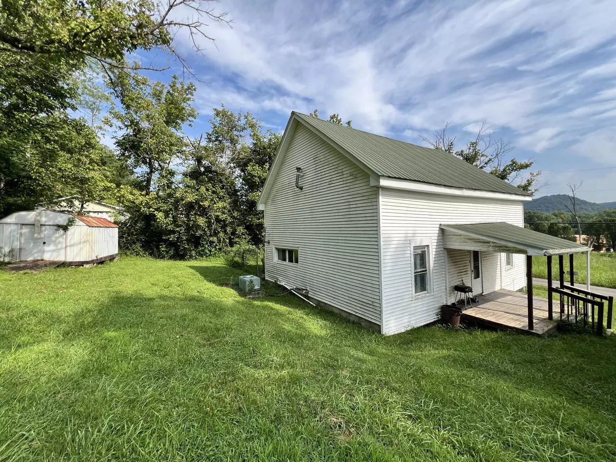 Stanton, KY 40380,95 Trent Circle