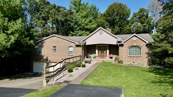 84 Lakeview Drive, Jamestown, KY 42629