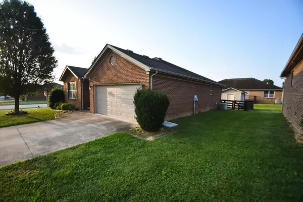 Berea, KY 40403,124 Bryants Trail