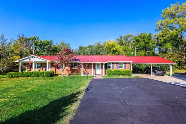 Frenchburg, KY 40322,121 Allen Cope Road
