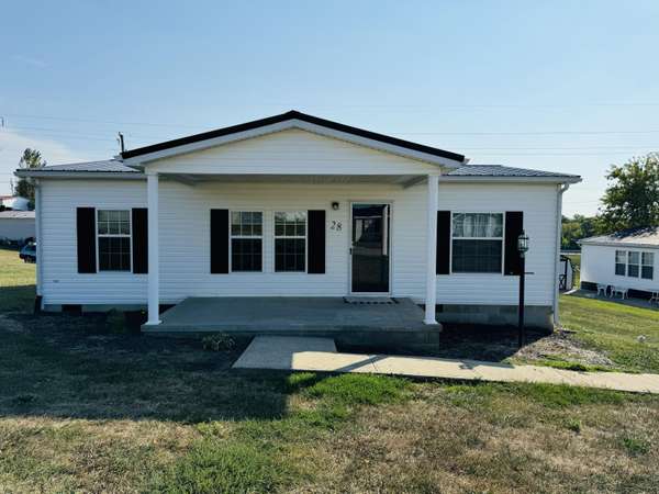 28 Ridgecrest Drive, Flemingsburg, KY 41041