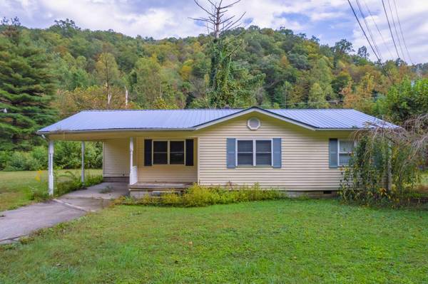 14678 South US-421, Manchester, KY 40962