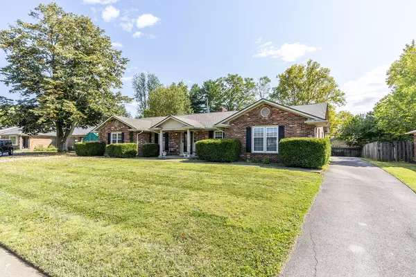 Lexington, KY 40502,3379-3381 Moundview Court