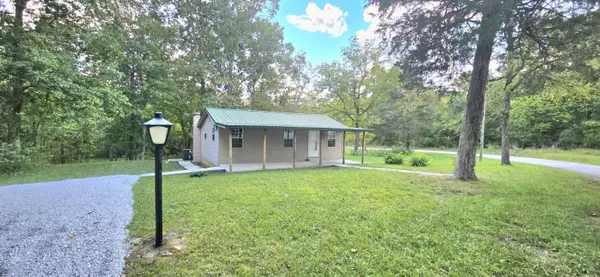 1835 Echo Point Road, Bronston, KY 42518