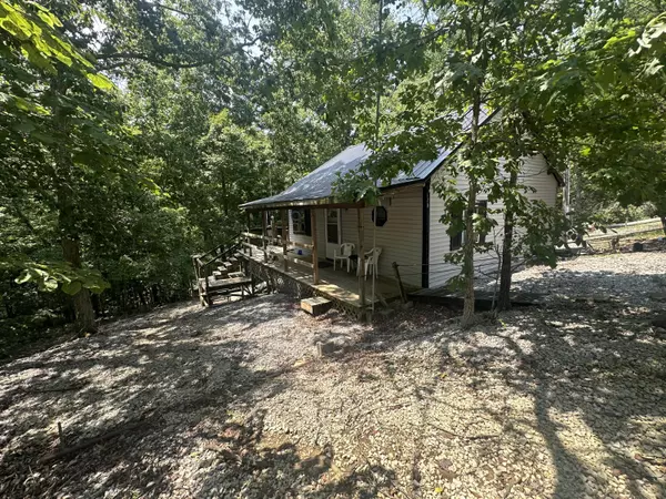 Nancy, KY 42544,170 Cedar Crest Road