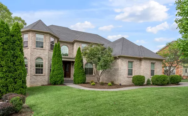 Lexington, KY 40513,2272 Barnwell Lane