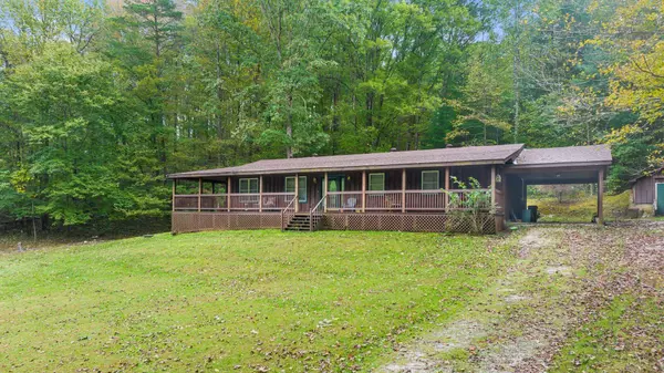 Morehead, KY 40351,915 Copperas Hollow