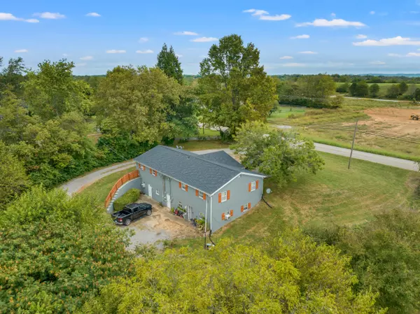 6607 HWY 2141, Hustonville, KY 40437