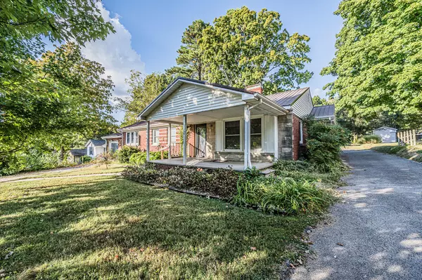 206 Hutcherson Drive, Glasgow, KY 42141