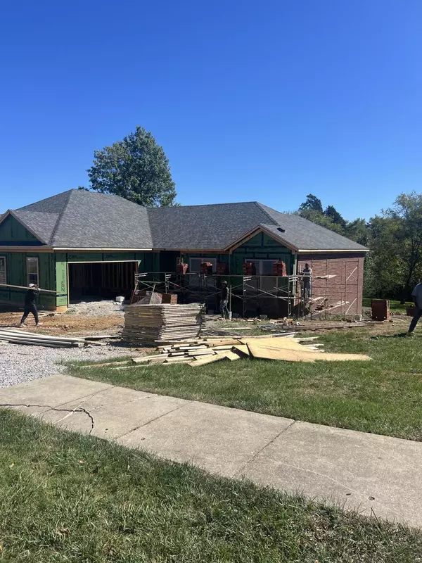 Frankfort, KY 40601,1105 Leawood Drive