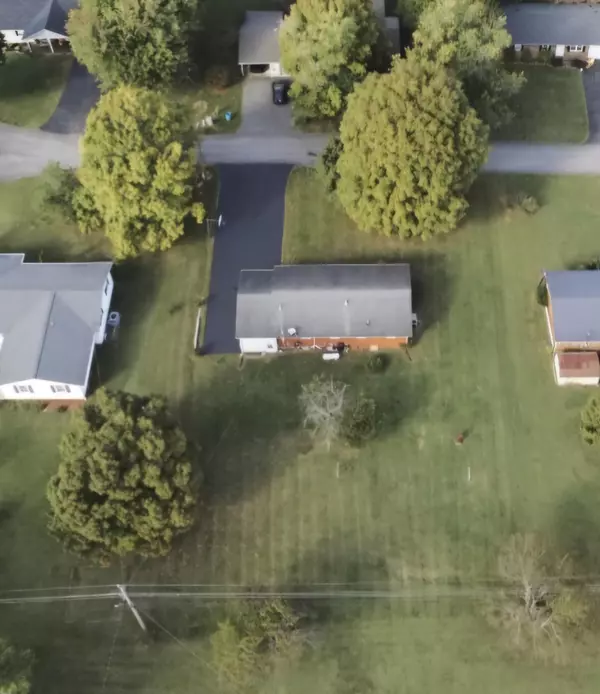 Albany, KY 42602,207 Circle Drive