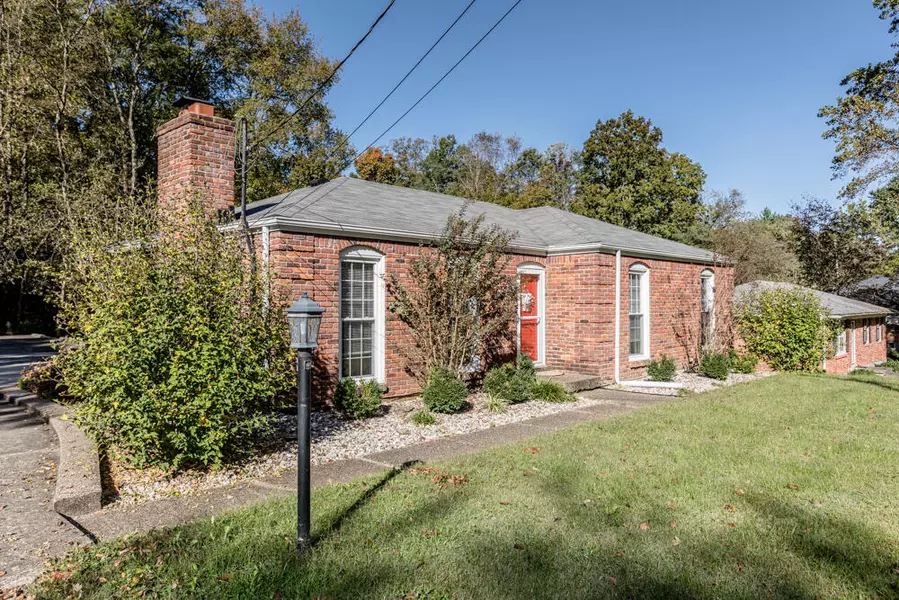 1428 N English Station Road, Louisville, KY 40223