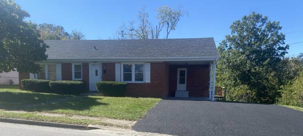 528 South College Street, Harrodsburg, KY 40330