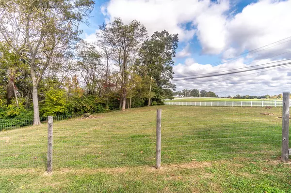 Berea, KY 40403,1315 Blue Lick Road