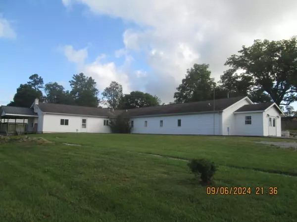 London, KY 40744,349 Riverbend Road Road