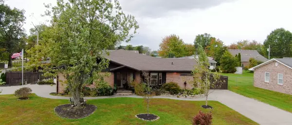 Berea, KY 40403,300 Pine Street